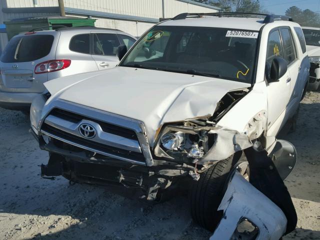 JTEZU14R978086393 - 2007 TOYOTA 4RUNNER SR WHITE photo 2