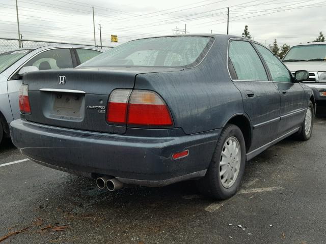 1HGCD5650VA226642 - 1997 HONDA ACCORD EX GREEN photo 4