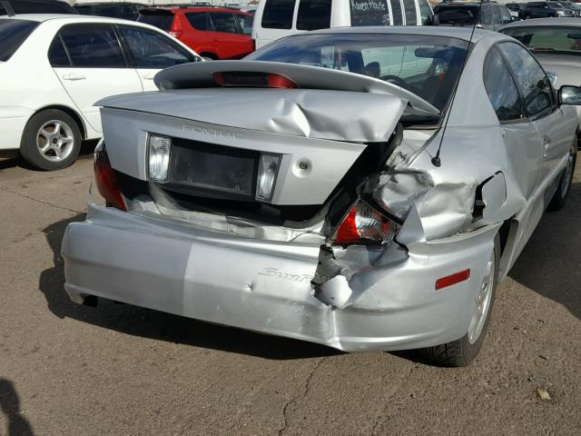 1G2JB12F947230126 - 2004 PONTIAC SUNFIRE SILVER photo 9