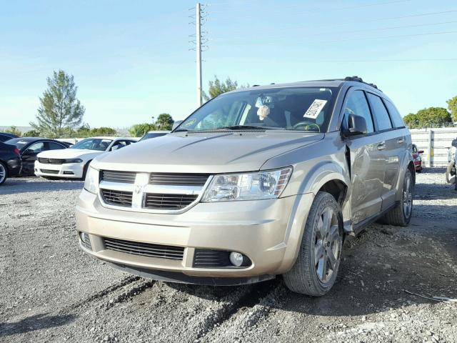 3D4GH57V19T171803 - 2009 DODGE JOURNEY SX GOLD photo 2