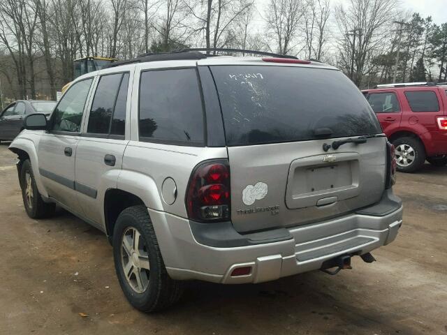 1GNDT13S652184004 - 2005 CHEVROLET TRAILBLAZE TAN photo 3