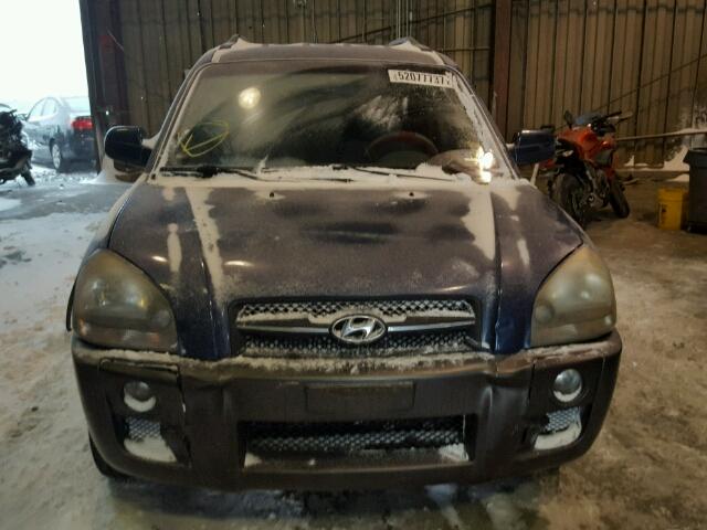 KM8JN72D55U056803 - 2005 HYUNDAI TUCSON GLS BLUE photo 9