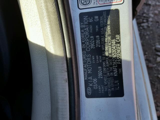 KNAFE162765304946 - 2006 KIA SPECTRA5 SILVER photo 10