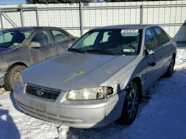 4T1BG22K51U045004 - 2001 TOYOTA CAMRY CE SILVER photo 2