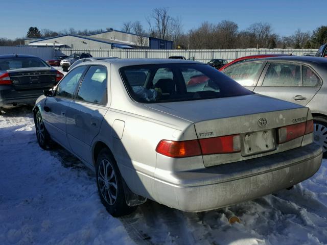 4T1BG22K51U045004 - 2001 TOYOTA CAMRY CE SILVER photo 3