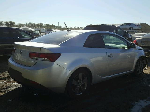 KNAFU6A21A5148015 - 2010 KIA FORTE EX GRAY photo 4