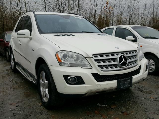 4JGBB2FB4BA689878 - 2011 MERCEDES-BENZ ML 350 BLU WHITE photo 1