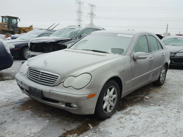 WDBRF81J34F471279 - 2004 MERCEDES-BENZ C 240 4MAT SILVER photo 2