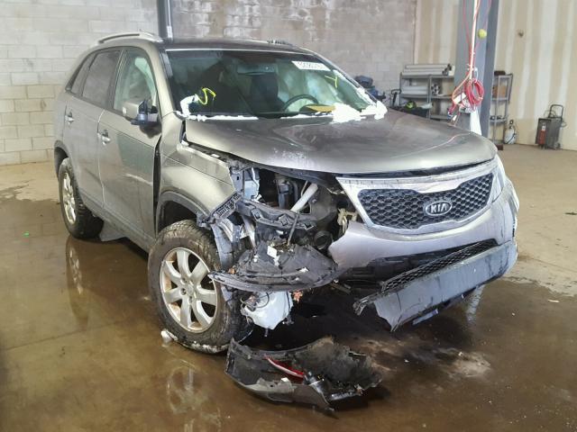 5XYKT3A17BG129553 - 2011 KIA SORENTO BA GRAY photo 1