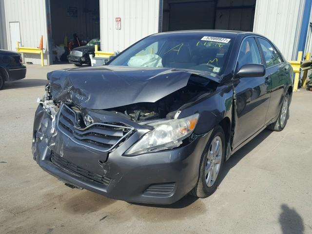 4T1BF3EK8BU120848 - 2011 TOYOTA CAMRY BASE GRAY photo 2