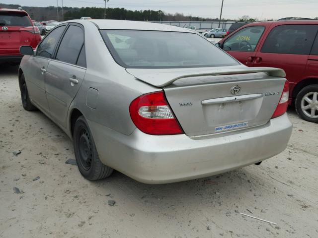 4T1BE32K42U527850 - 2002 TOYOTA CAMRY LE GRAY photo 3