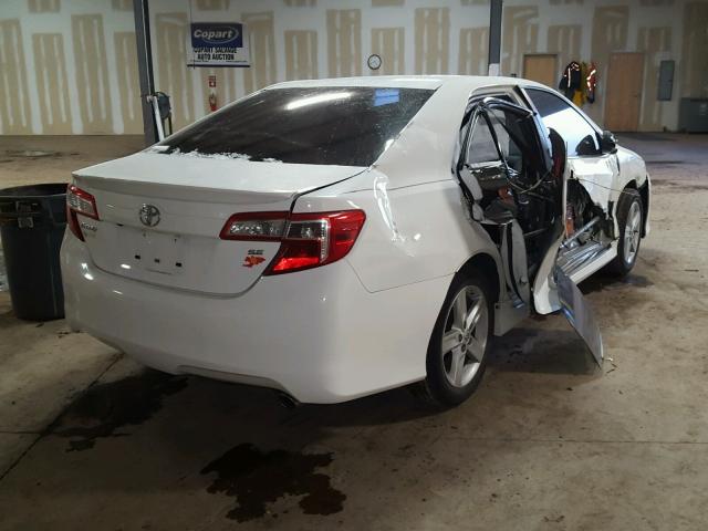 4T1BF1FK3EU464417 - 2014 TOYOTA CAMRY L WHITE photo 4