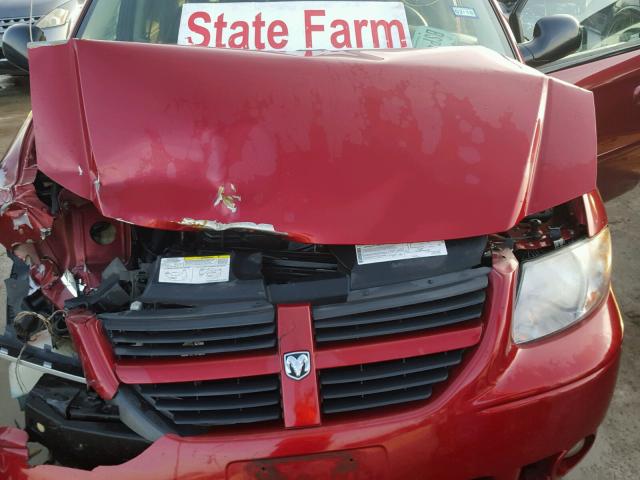 2D4GP44L96R616304 - 2006 DODGE GRAND CARA RED photo 7