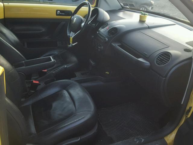 3VWSF31YX7M418566 - 2007 VOLKSWAGEN NEW BEETLE 黄色 照片 5