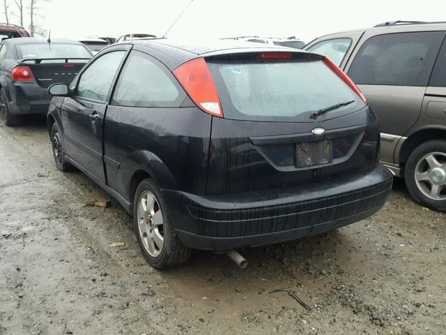 3FAFP31351R239650 - 2001 FORD FOCUS ZX3 BLACK photo 3