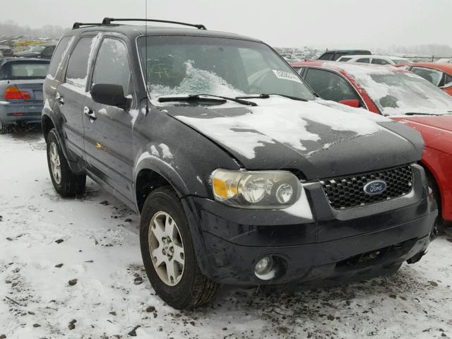 1FMYU94125KA51960 - 2005 FORD ESCAPE LIM BLACK photo 1