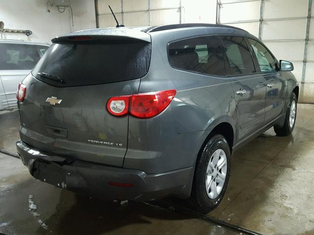 1GNKVEEDXBJ206272 - 2011 CHEVROLET TRAVERSE L GRAY photo 4