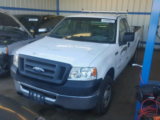 1FTRF14VX6NB52400 - 2006 FORD F150 WHITE photo 2