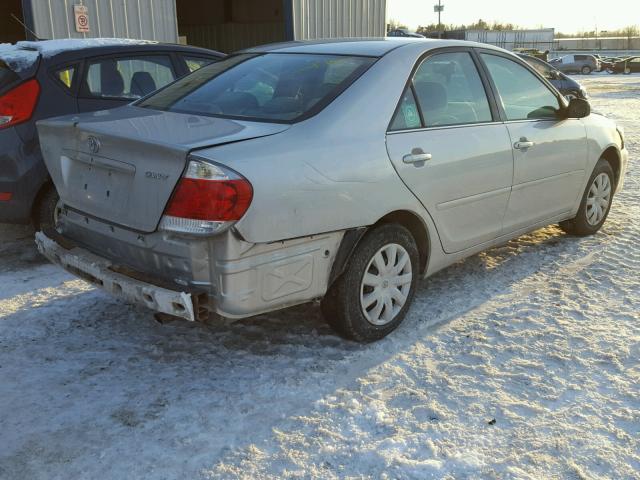 4T1BE32K65U562068 - 2005 TOYOTA CAMRY LE SILVER photo 4