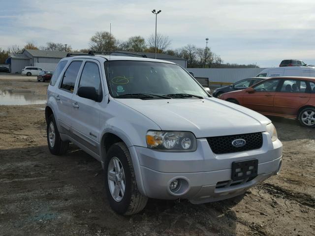 1FMCU96H85KC07195 - 2005 FORD ESCAPE HEV WHITE photo 1