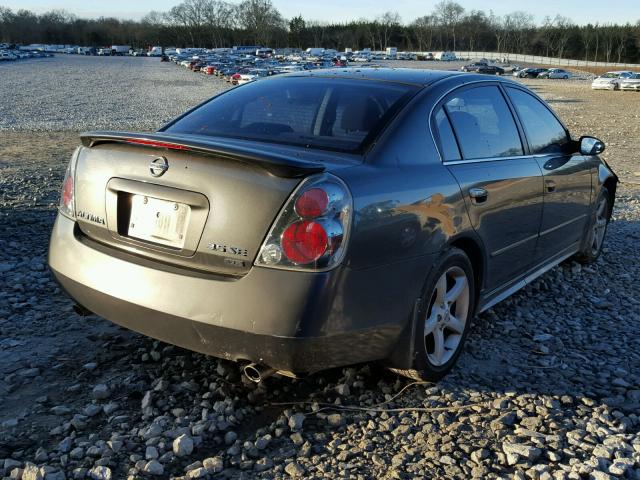 1N4BL11D56C125595 - 2006 NISSAN ALTIMA SE GRAY photo 4