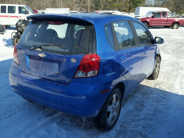 KL1TD66606B517982 - 2006 CHEVROLET AVEO BASE BLUE photo 4