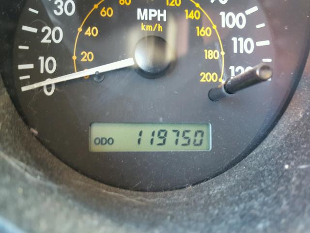 KL1TD66606B517982 - 2006 CHEVROLET AVEO BASE BLUE photo 8