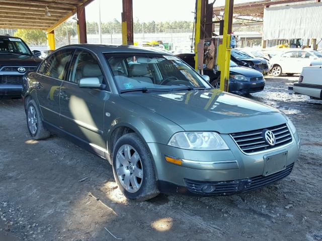WVWRH63B42P306290 - 2002 VOLKSWAGEN PASSAT GLX GREEN photo 1