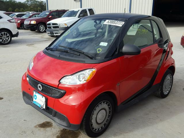 WMEEJ3BA0EK777317 - 2014 SMART FORTWO PUR RED photo 2