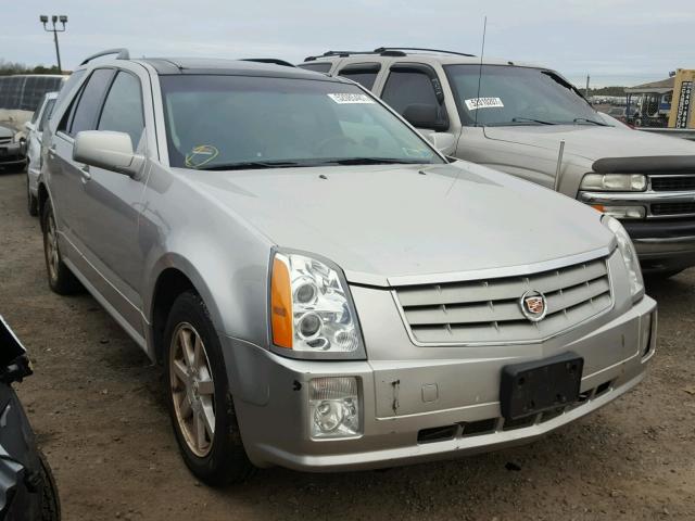 1GYEE637050231128 - 2005 CADILLAC SRX SILVER photo 1