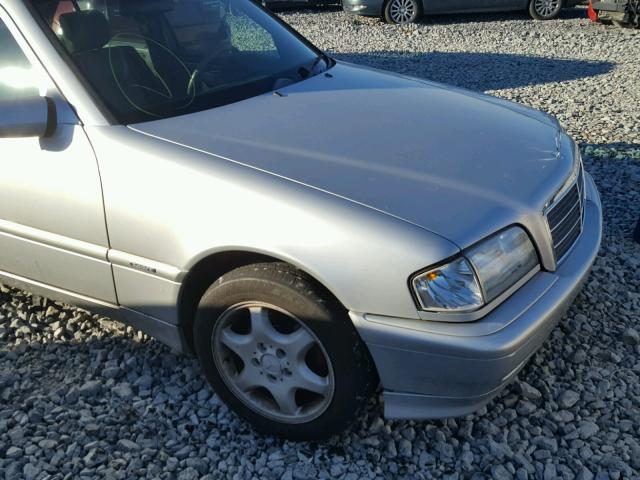 WDBHA24G6YA843899 - 2000 MERCEDES-BENZ C 230 SILVER photo 9