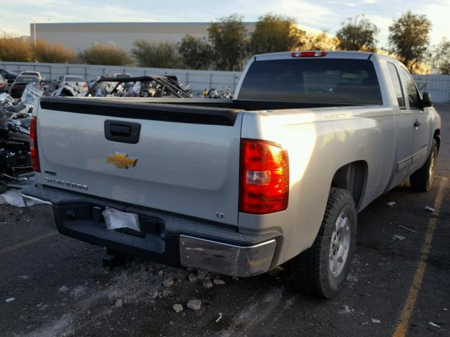 1GCRCSE05BZ293170 - 2011 CHEVROLET SILVERADO GRAY photo 4