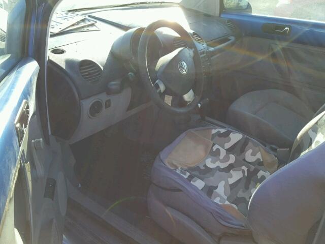 3VWBS21C31M417941 - 2001 VOLKSWAGEN NEW BEETLE 蓝色 照片 9