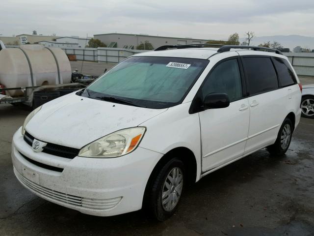 5TDZA23C14S070227 - 2004 TOYOTA SIENNA CE WHITE photo 2