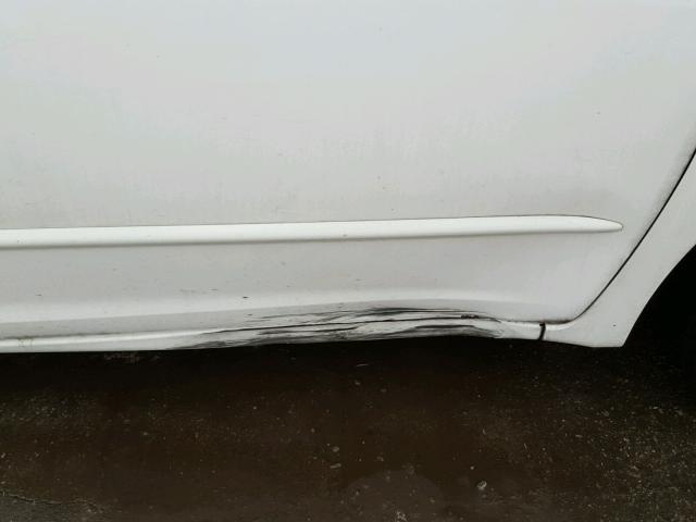 5TDZA23C14S070227 - 2004 TOYOTA SIENNA CE WHITE photo 9