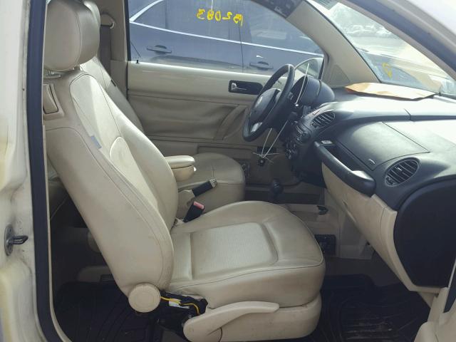 3VWPW31C38M518469 - 2008 VOLKSWAGEN NEW BEETLE 米色 照片 5