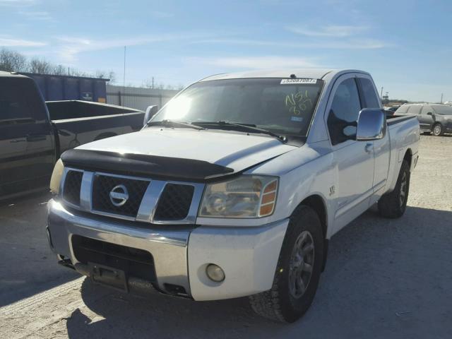 1N6AA06A44N518071 - 2004 NISSAN TITAN XE WHITE photo 2