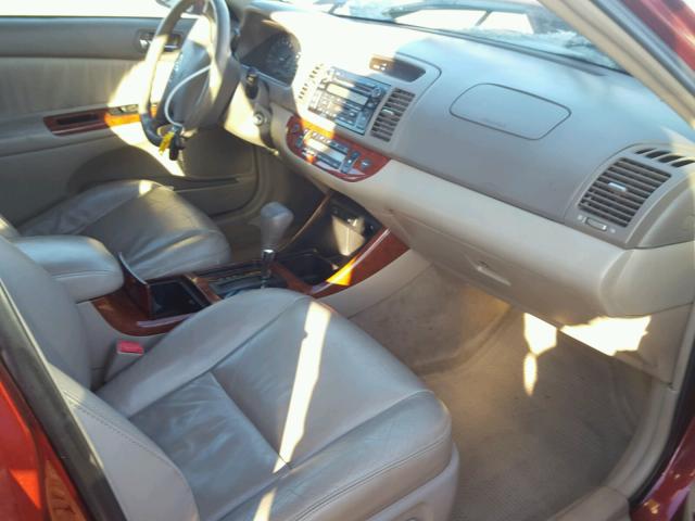 4T1BE30K04U290618 - 2004 TOYOTA CAMRY LE MAROON photo 5