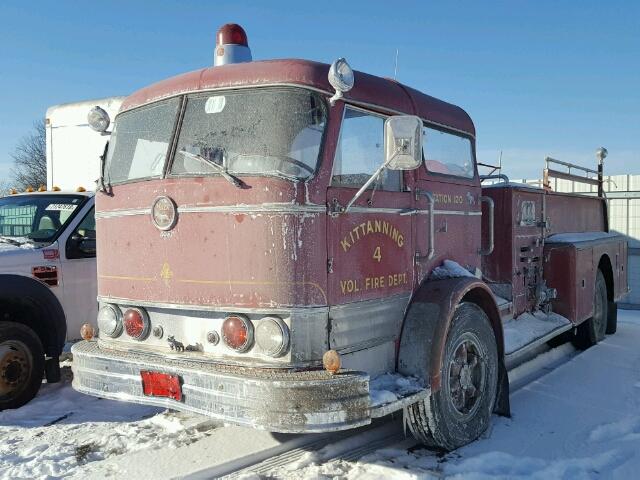 N0V1N122 - 1959 MACK FIRE TRUCK RED photo 2