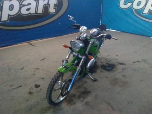 5VPXB36D3A3000273 - 2010 VICTORY MOTORCYCLES JACKPOT GREEN photo 2