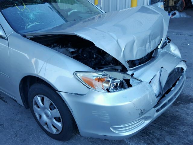 4T1BE32K73U746335 - 2003 TOYOTA CAMRY LE SILVER photo 9