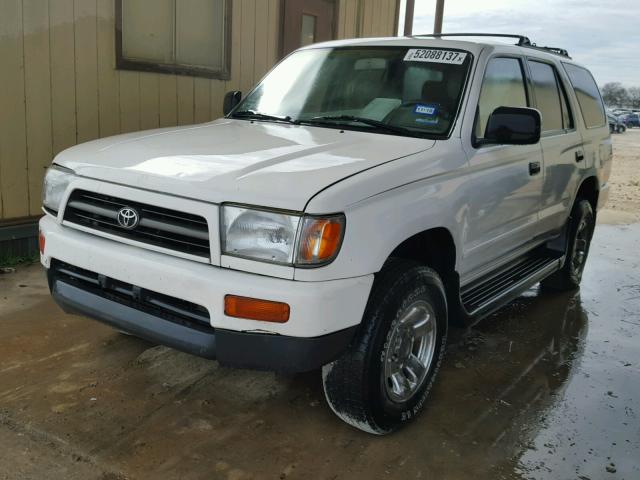 JT3GM84R9W0023364 - 1998 TOYOTA 4RUNNER WHITE photo 2