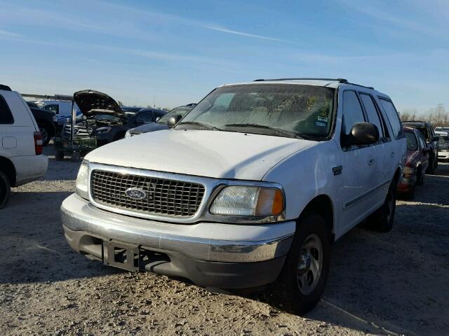 1FMRU15W32LA89347 - 2002 FORD EXPEDITION WHITE photo 2