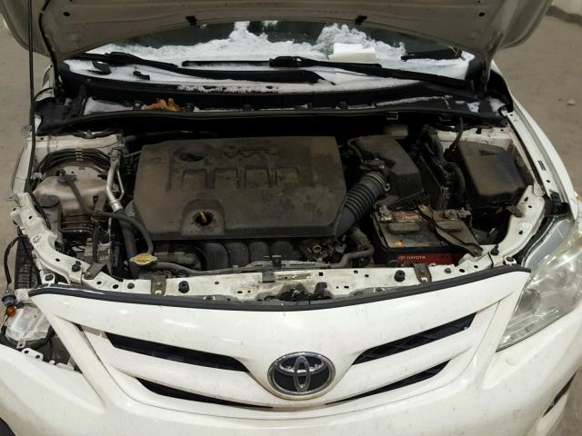 JTDBU4EE5BJ096813 - 2011 TOYOTA COROLLA BA WHITE photo 7