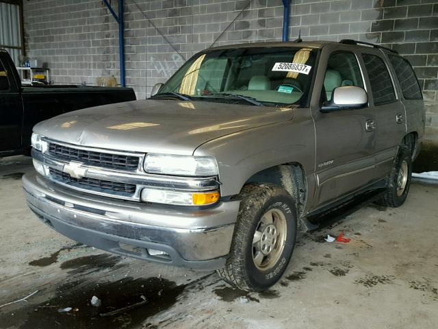 1GNEC13Z33J279575 - 2003 CHEVROLET TAHOE C150 GRAY photo 2