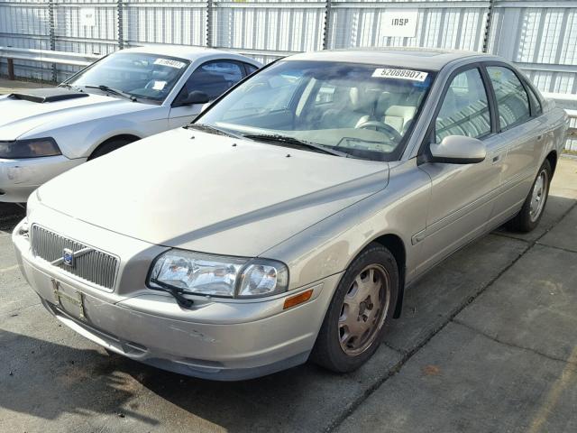 YV1TS92D531303585 - 2003 VOLVO S80 GOLD photo 2