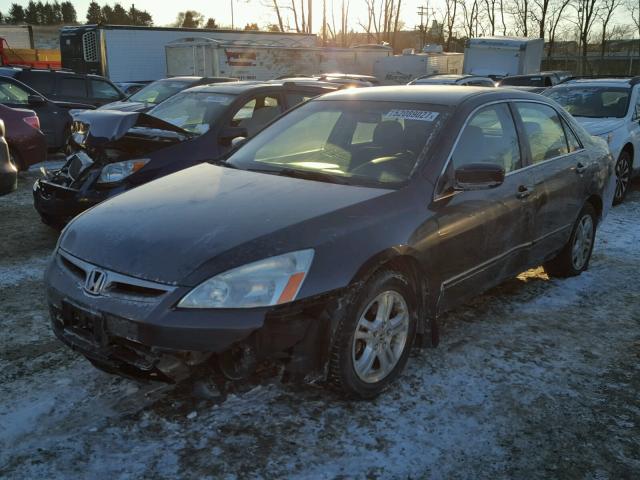 1HGCM56367A087523 - 2007 HONDA ACCORD SE GRAY photo 2