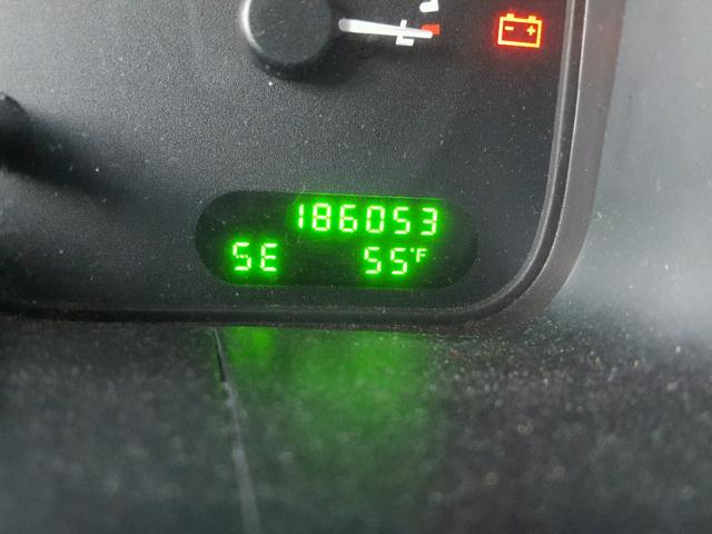 1FMDU63E42ZB93943 - 2002 FORD EXPLORER X WHITE photo 8