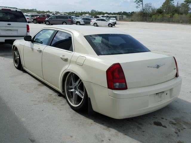 2C3KA43R86H168243 - 2006 CHRYSLER 300 WHITE photo 3