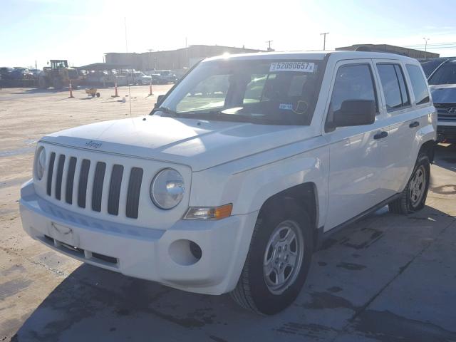 1J4FT28B79D122924 - 2009 JEEP PATRIOT SP WHITE photo 2